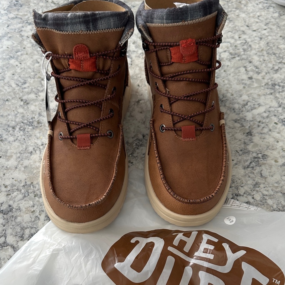 Hey Dude Bradley Classic Cognac Boots